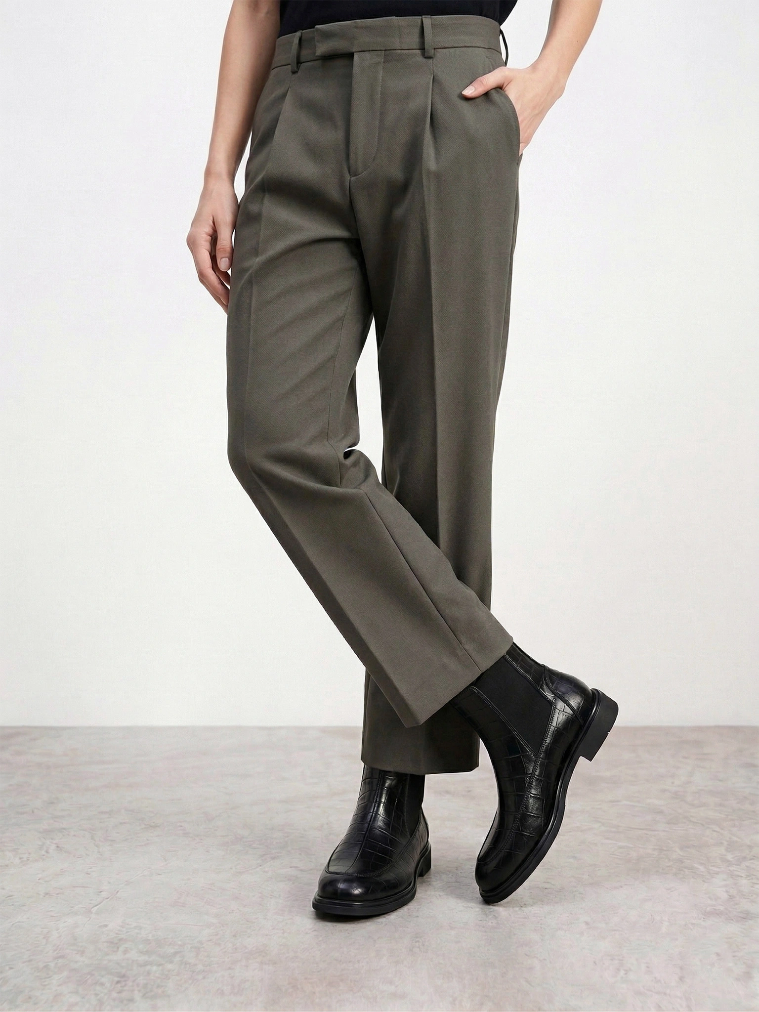 Ботинки-челси черного цвета из натуральной кожи